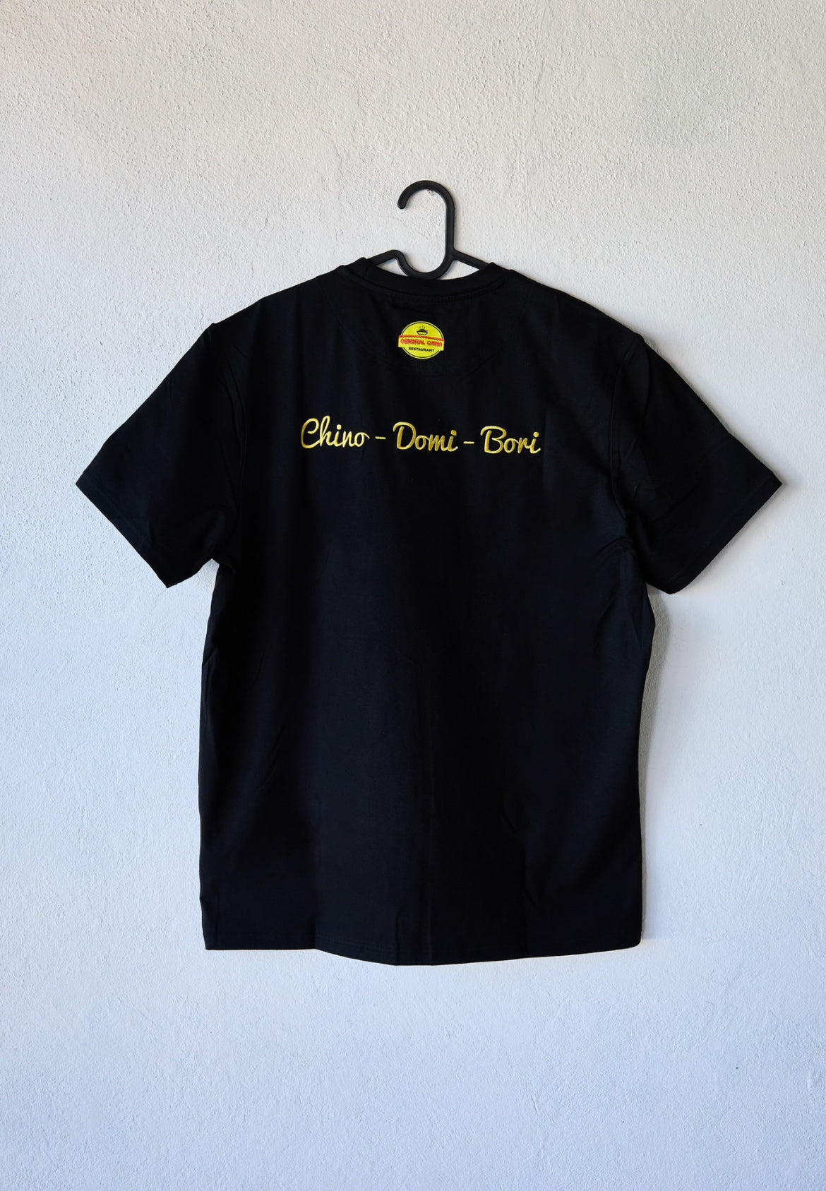 BLACK T SHIRT CHIN CHIN CHINO